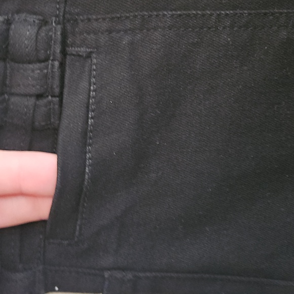 A Loves A High Rise Wide Leg Denim: Black: Size- 26 - Picture 8 of 13